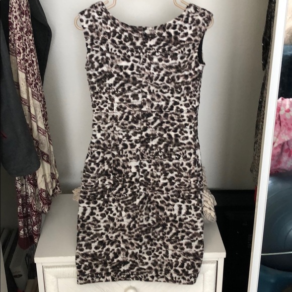 Dress - Picture 4 of 5